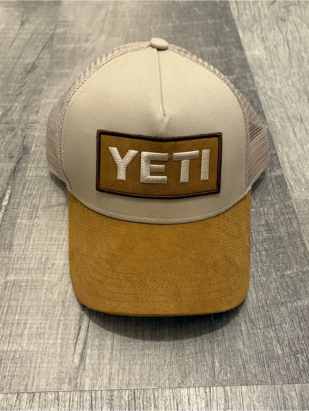 YETI Logo Patch Low Pro Trucker Hat Tan Brown Suede Brim Mesh Snapback